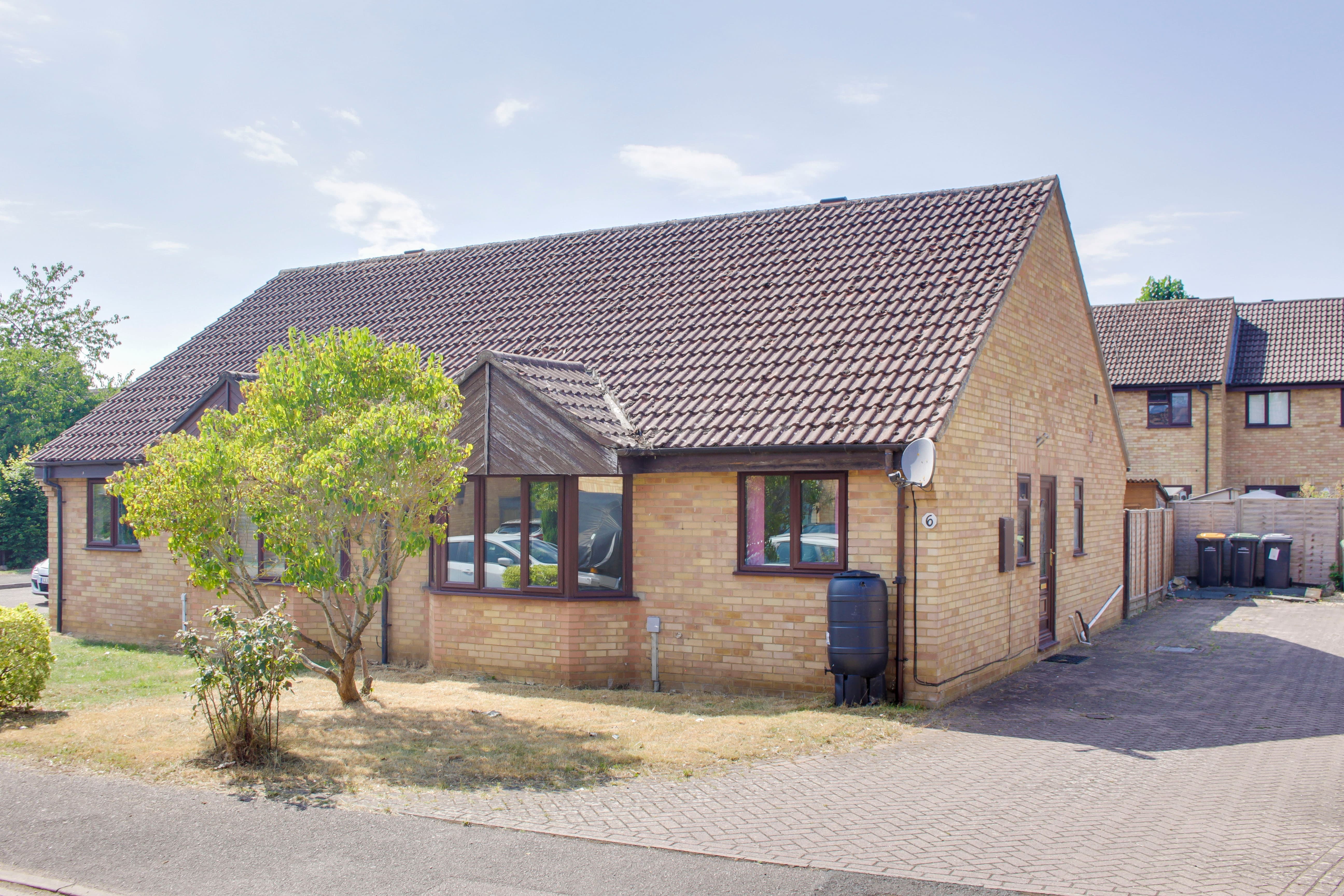 Swallowfield, Wyboston, Bedford, Bedford, MK44 3AE