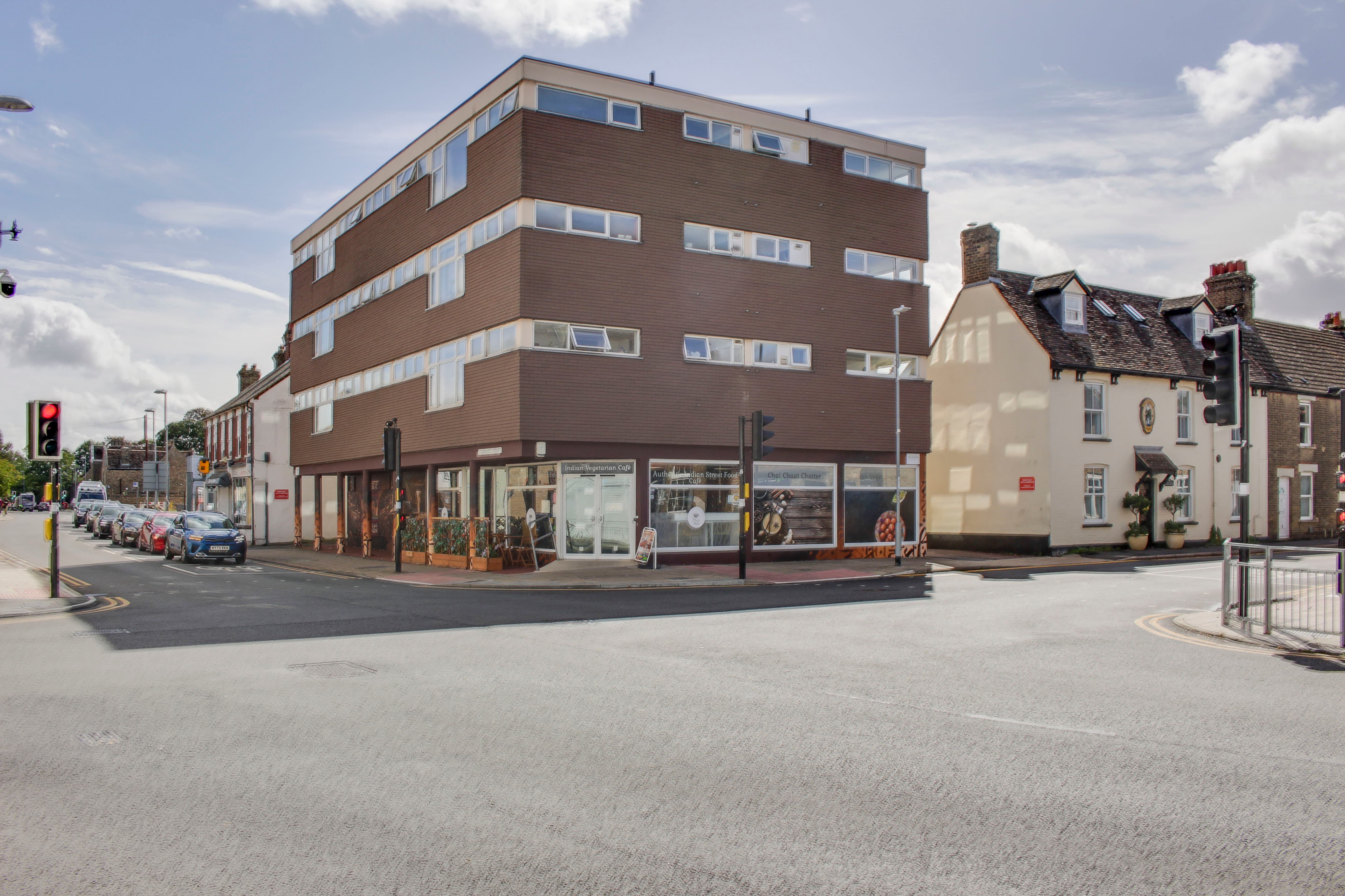 Flat 2, Spa House Cambridge Street, St. Neots, St. Neots, PE19 1JJ