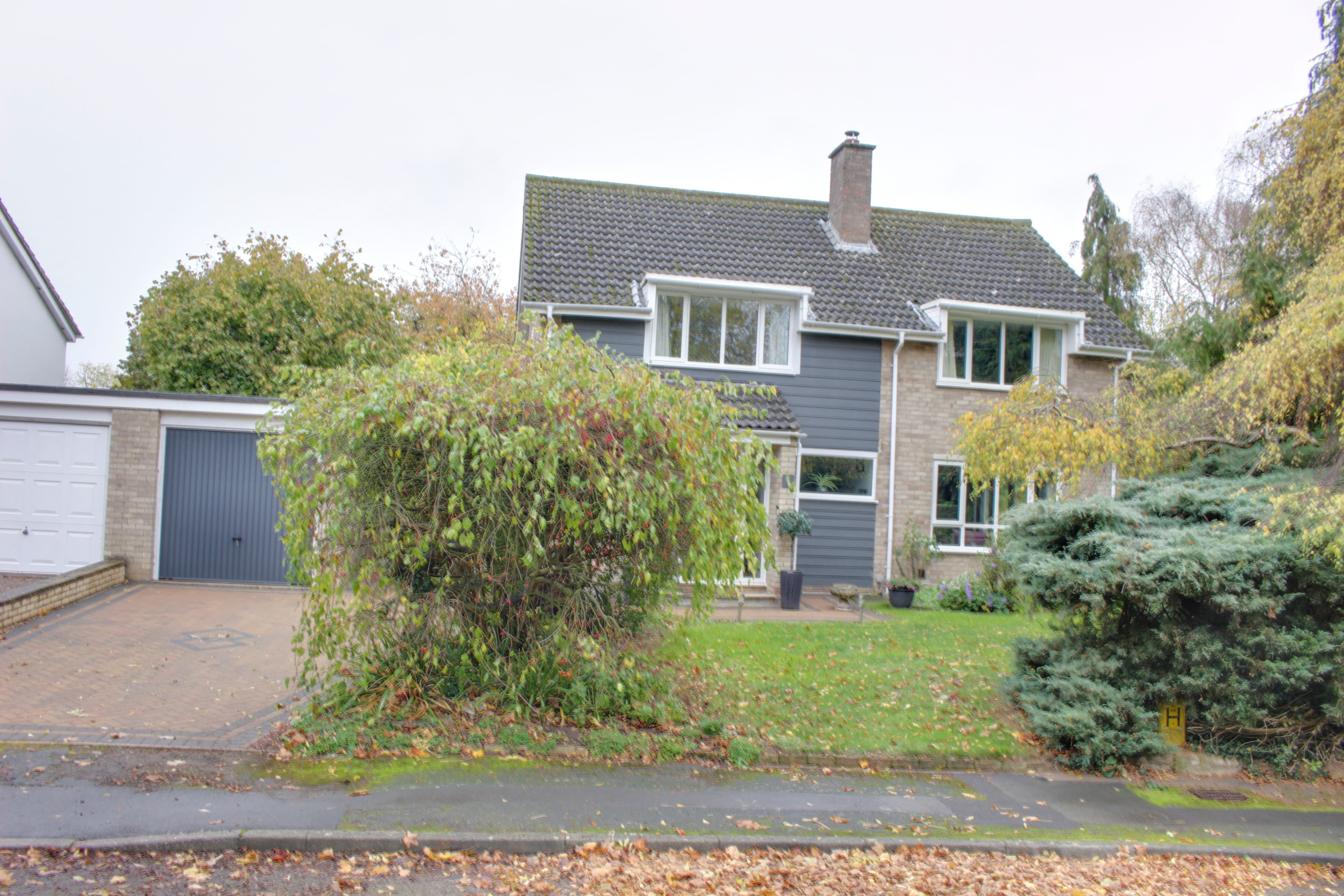 Friends Close, Yelling, St. Neots, St. Neots, PE19 6SF