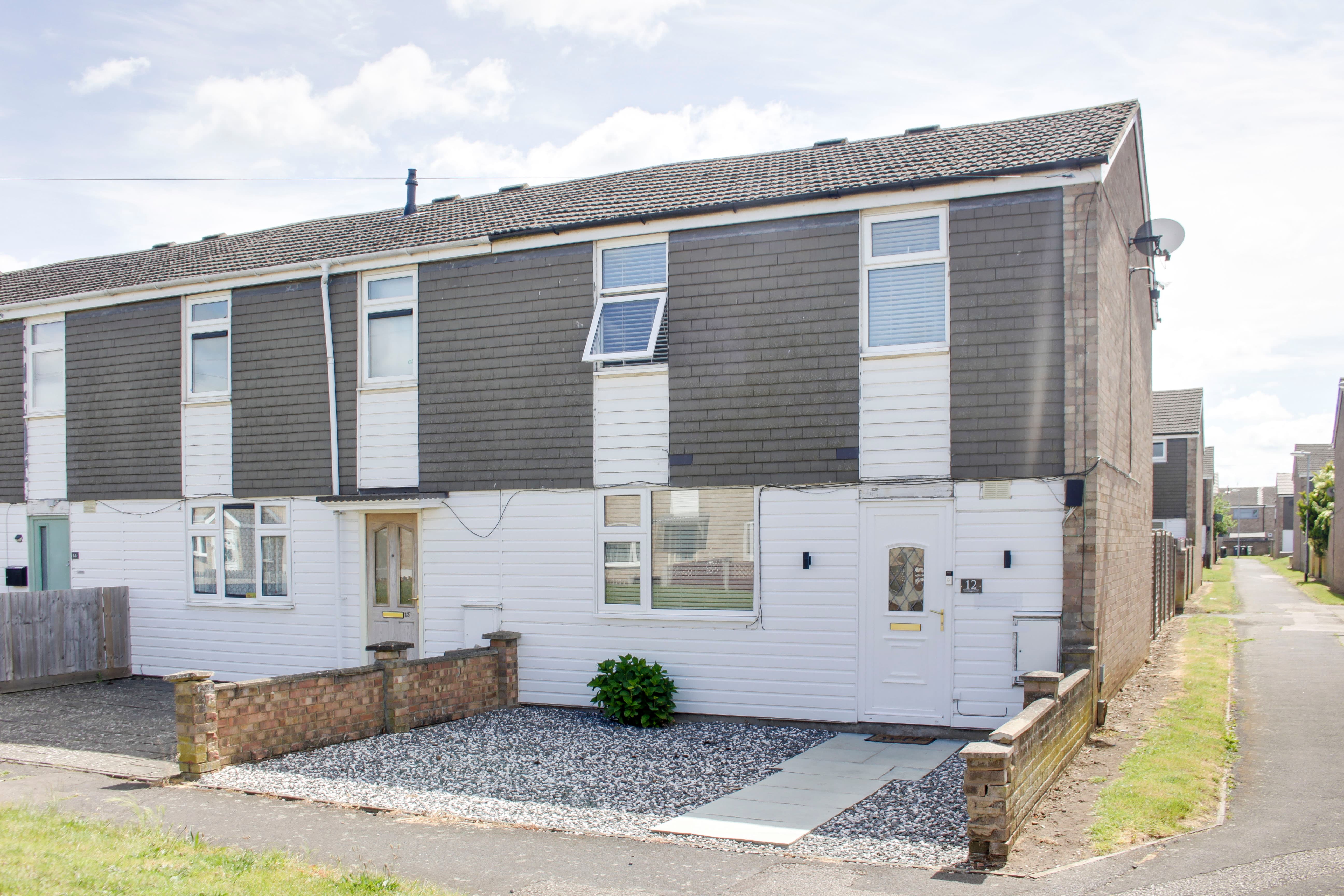 Whitehall Walk, St. Neots, St. Neots, PE19 2EE