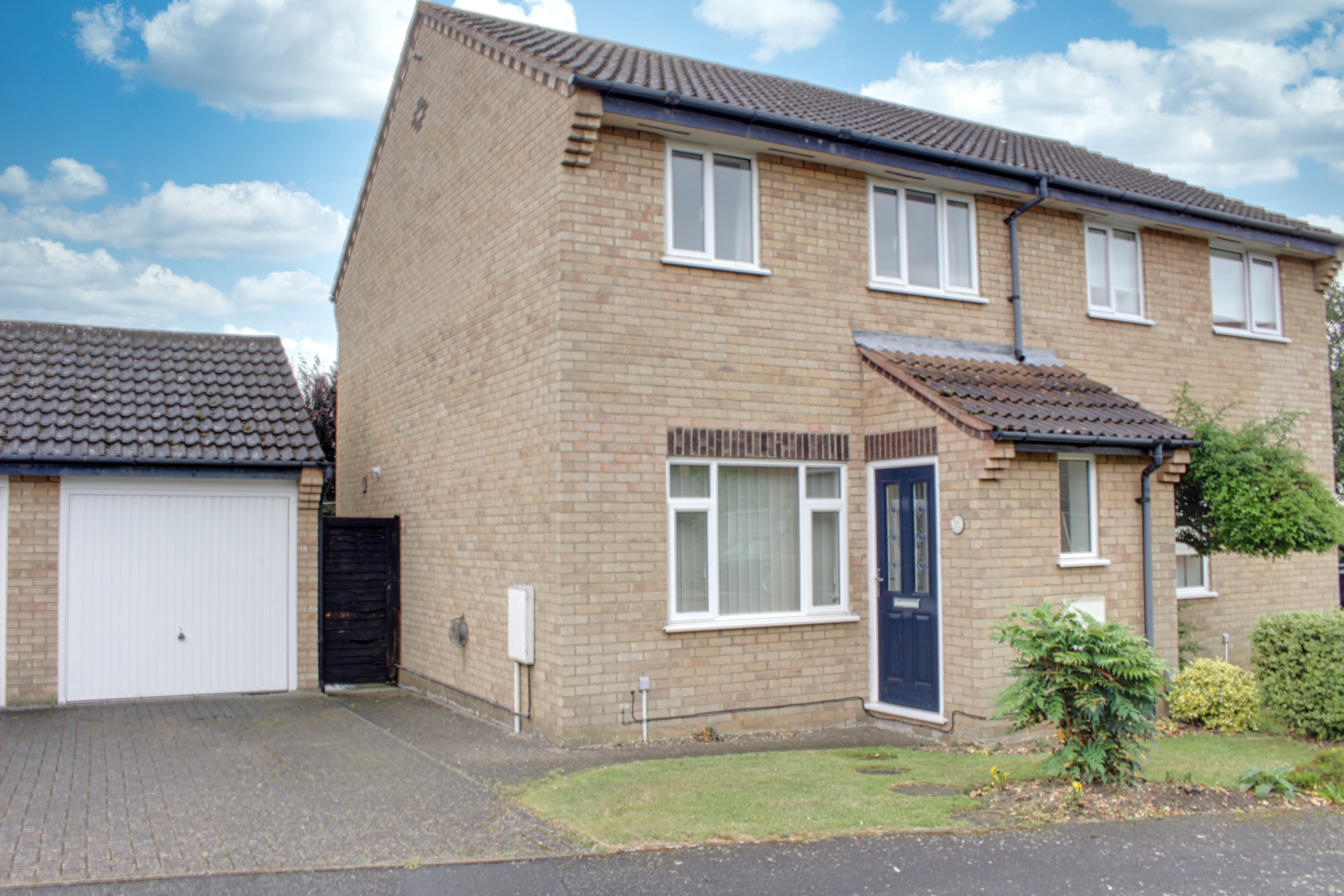 Pages Way, Brampton, Huntingdon, Huntingdon, PE28 4UR