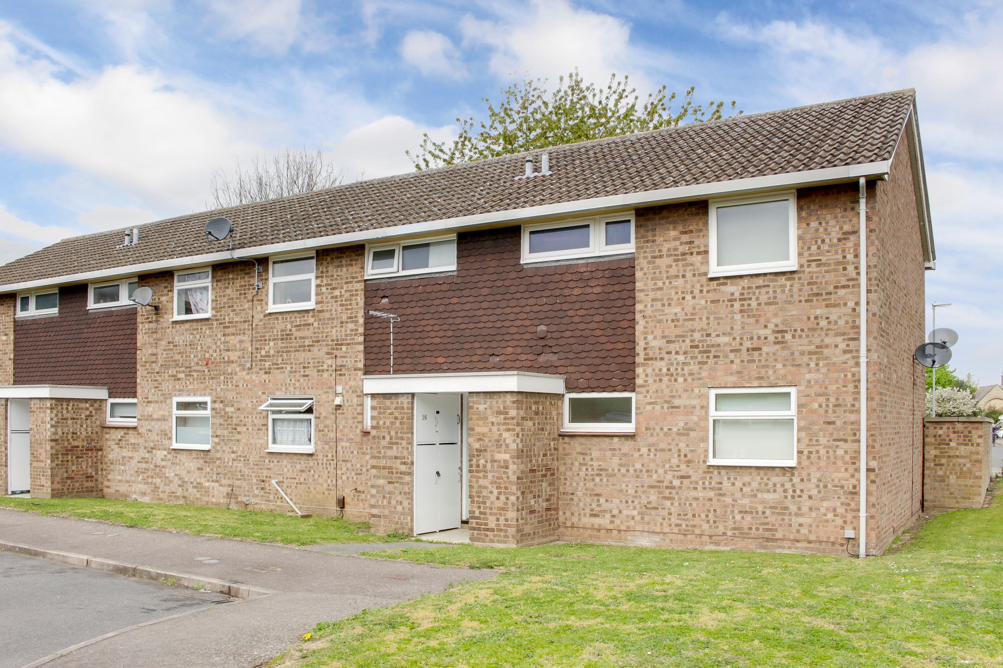 Hayling Avenue, Little Paxton, St. Neots, St. Neots, PE19 6HQ