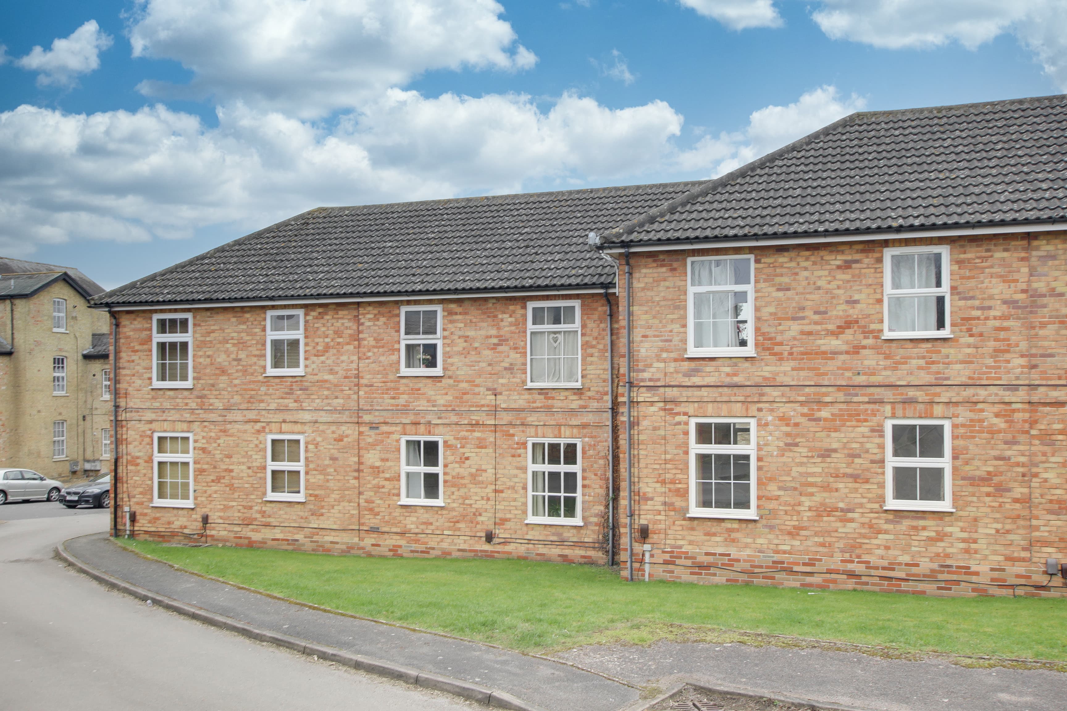 Linclare Place, Eaton Ford, St. Neots, St. Neots, PE19 7AH