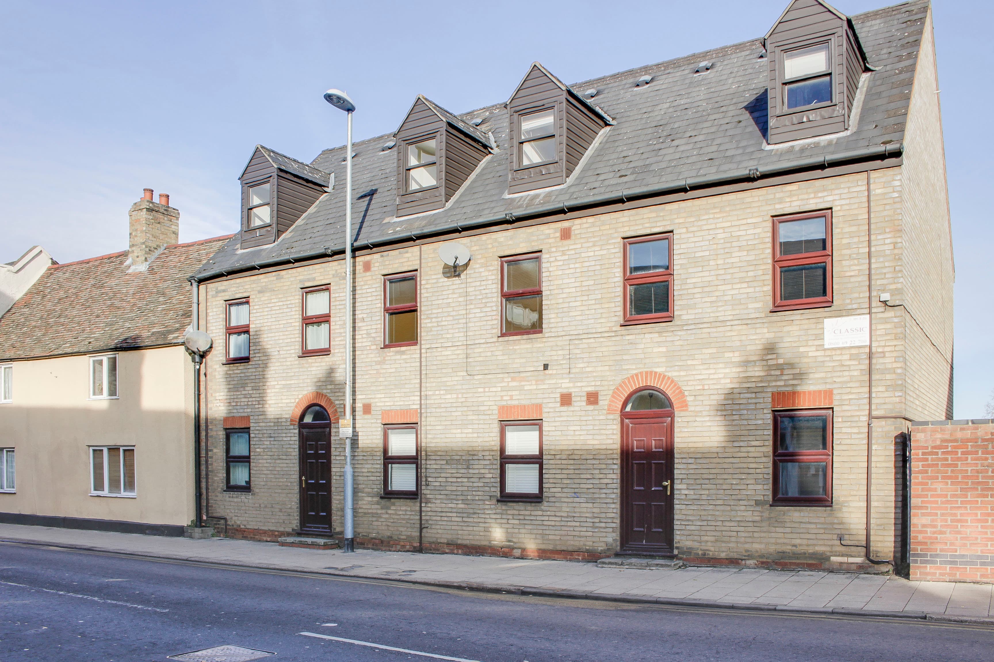Flat 7, Cross House Huntingdon Street, St. Neots, St. Neots, PE19 1BG