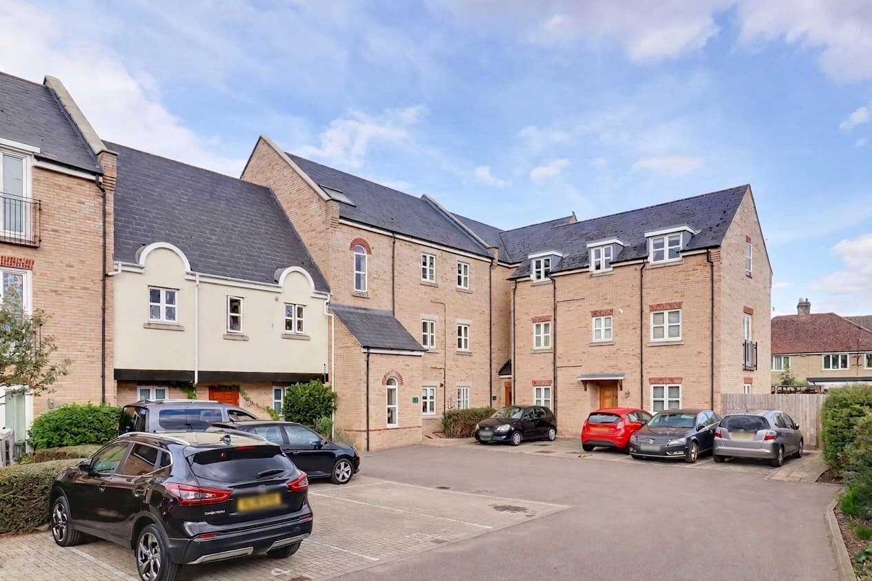 Flat 15, Centra House Tan Yard, St. Neots, PE19 1AN